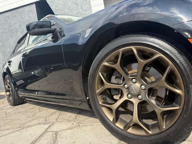 CHRYSLER 300 2016 Image 31