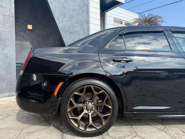 CHRYSLER 300 2016 Image 31