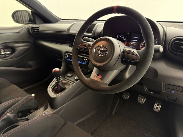 TOYOTA GR YARIS 2023 Image 31