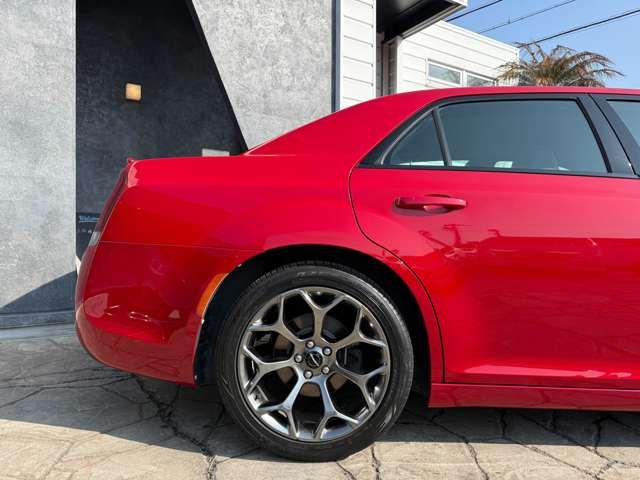 CHRYSLER 300 2016 Image 31