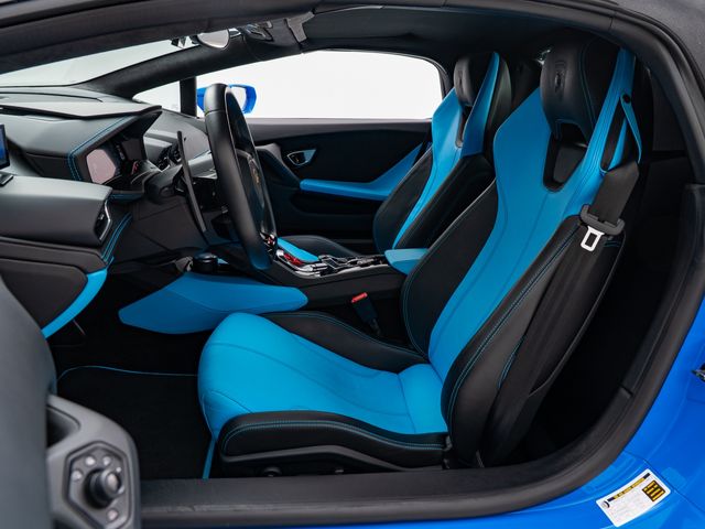 LAMBORGHINI HURACAN 2016 Image 31