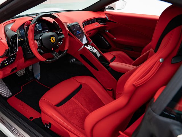 FERRARI ROMA SPIDER 2025 Image 31