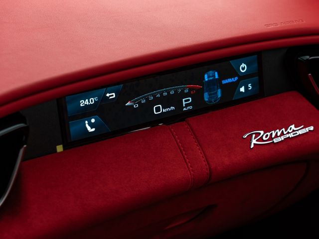 FERRARI ROMA SPIDER 2025 Image 31