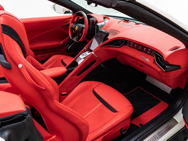 FERRARI ROMA SPIDER 2025 Image 31