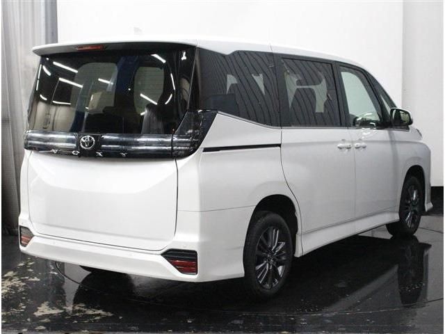 TOYOTA VOXY 4WD 2024 Image 31