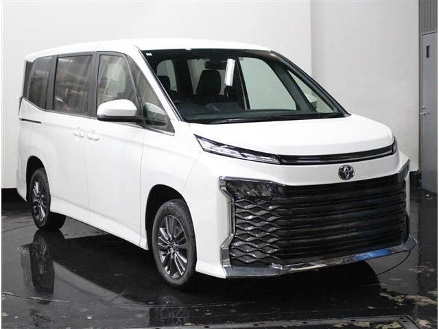 TOYOTA VOXY 4WD 2024 Image 31