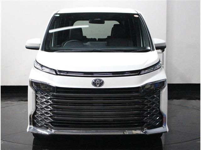 TOYOTA VOXY 4WD 2024 Image 31