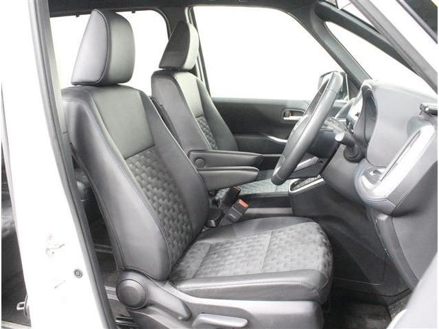 TOYOTA VOXY 4WD 2024 Image 31