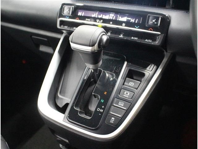 TOYOTA VOXY 4WD 2024 Image 31