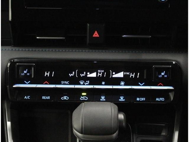 TOYOTA VOXY 4WD 2024 Image 31