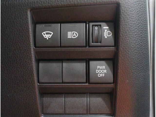 TOYOTA VOXY 4WD 2024 Image 31