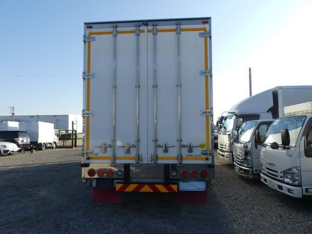 HINO PROFIA 2016 Image 31