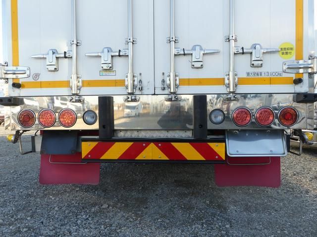 HINO PROFIA 2016 Image 31