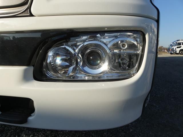 HINO PROFIA 2016 Image 31