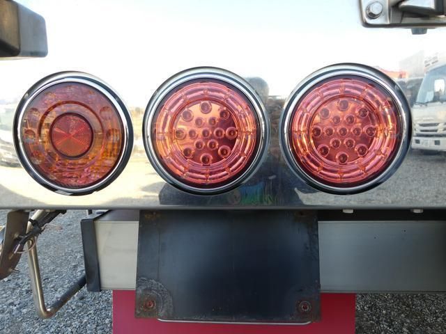 HINO PROFIA 2016 Image 31