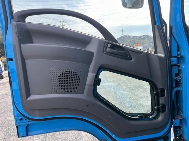 ISUZU FORWARD 2015 Image 31