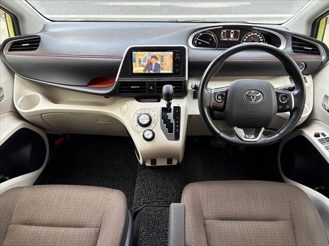 TOYOTA SIENTA HYBRID 2015 Image 31