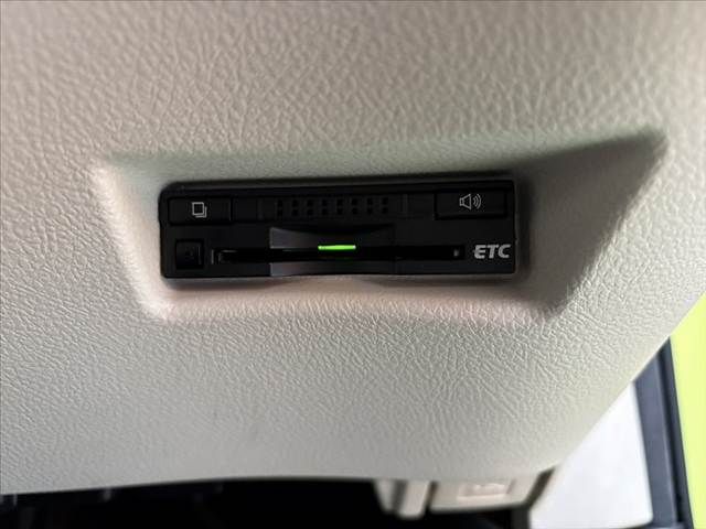 TOYOTA SIENTA HYBRID 2015 Image 31