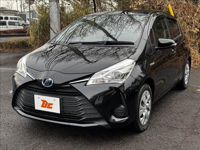 TOYOTA VITZ HYBRID 2017 Image 31