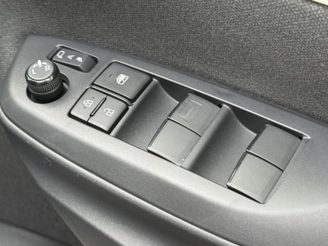 TOYOTA YARIS 2020 Image 31