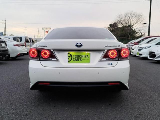 TOYOTA CROWN SEDAN HYBRID 2018 Image 31