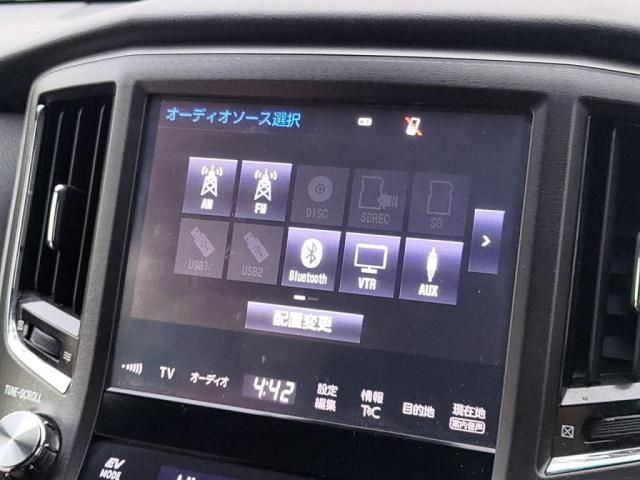 TOYOTA CROWN SEDAN HYBRID 2018 Image 31