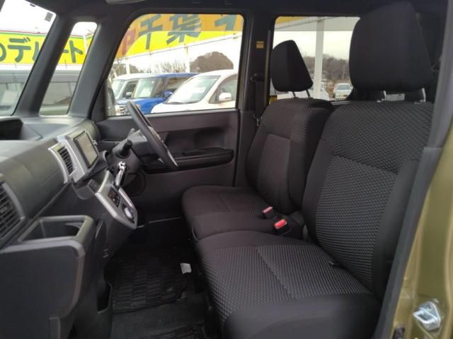 TOYOTA PIXIS MEGA 2016 Image 31