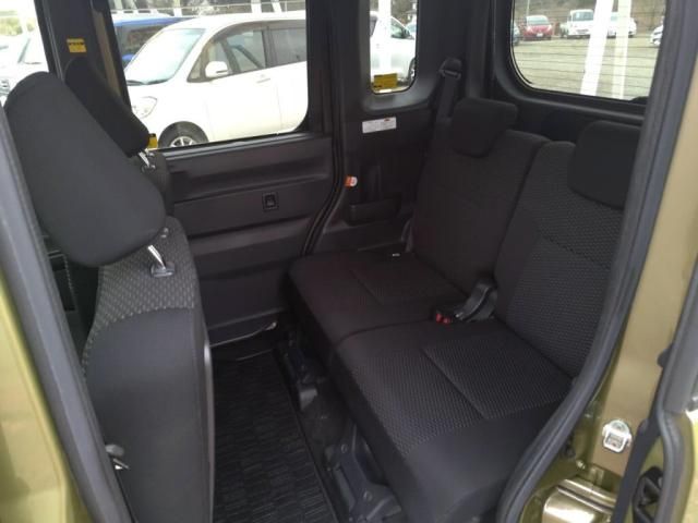 TOYOTA PIXIS MEGA 2016 Image 31