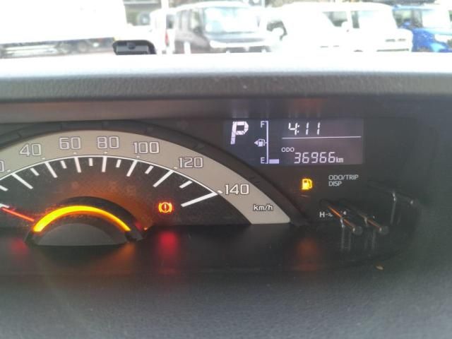 TOYOTA PIXIS MEGA 2016 Image 31