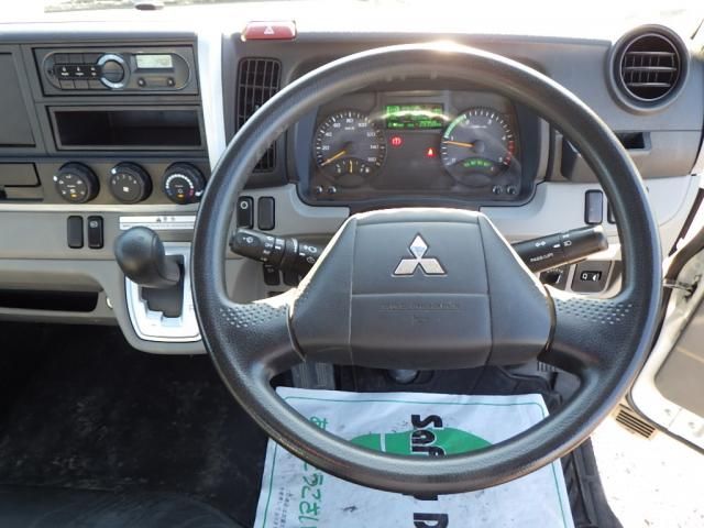 MITSUBISHI CANTER 2016 Image 31