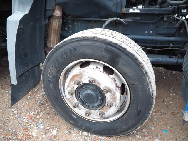 NISSAN DIESEL QUON 2014 Image 31