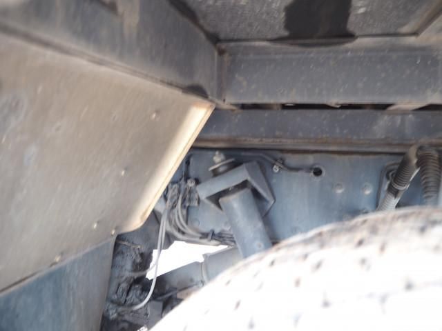 NISSAN DIESEL QUON 2014 Image 31