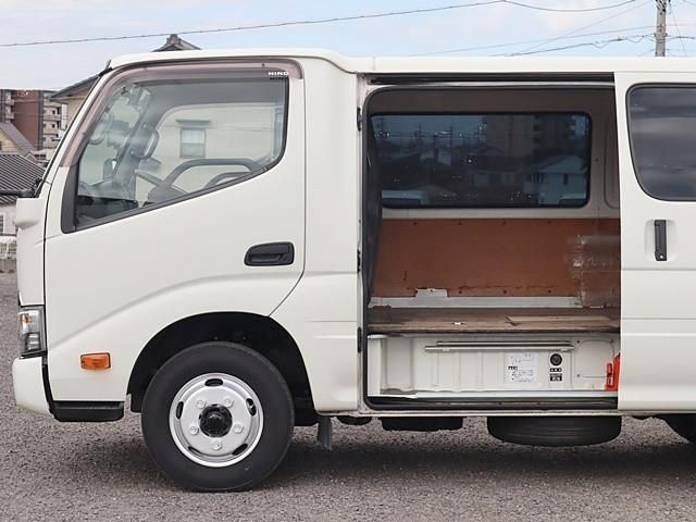 HINO DUTRO 2017 Image 31
