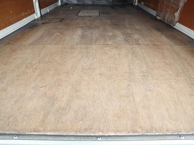 HINO DUTRO 2017 Image 31