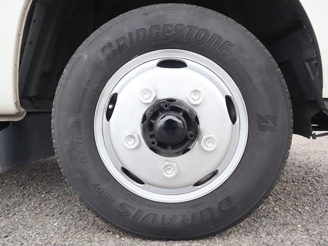 HINO DUTRO 2017 Image 31