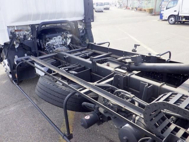 ISUZU ELF 2014 Image 31