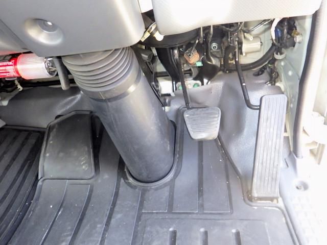 ISUZU ELF 2014 Image 31