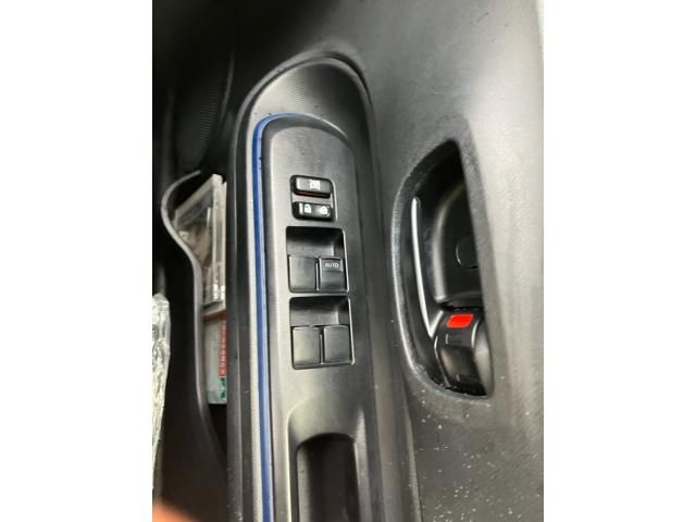 TOYOTA AQUA 2015 Image 31