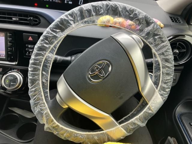 TOYOTA AQUA 2015 Image 31