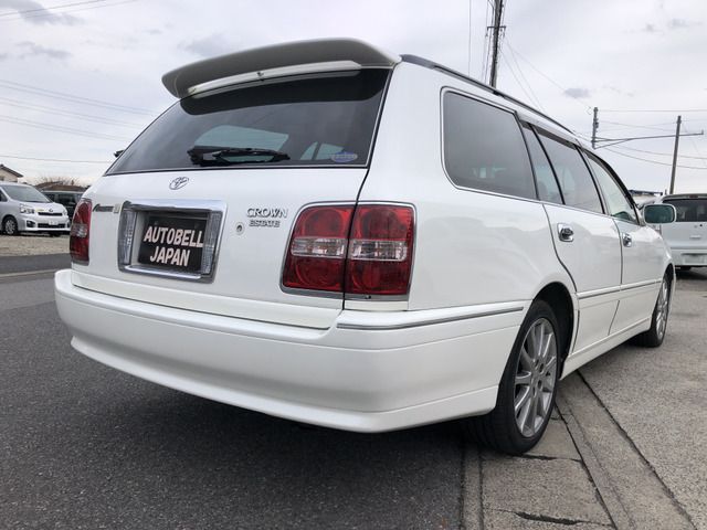 TOYOTA CROWN ESTATE 2002 Image 31