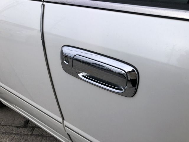 TOYOTA CROWN ESTATE 2002 Image 31