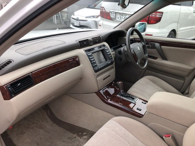 TOYOTA CROWN ESTATE 2002 Image 31