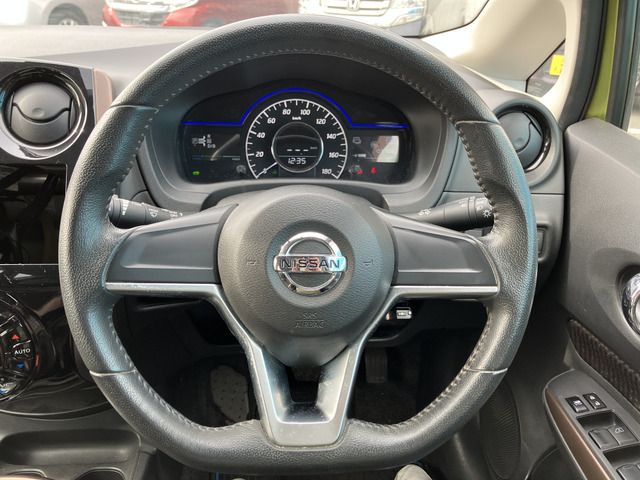 NISSAN NOTE 2016 Image 31