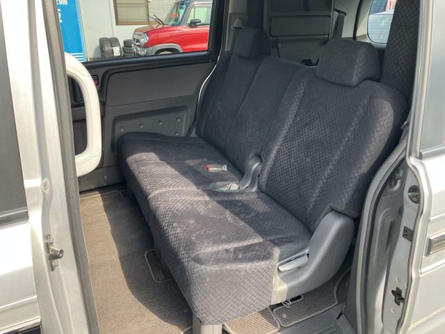 HONDA STEPWAGON 4WD 2007 Image 31