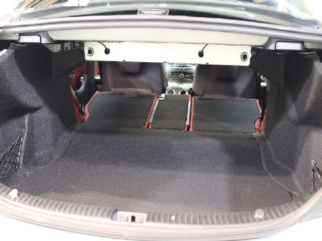 MERCEDES BENZ C CLAS 2016 Image 31