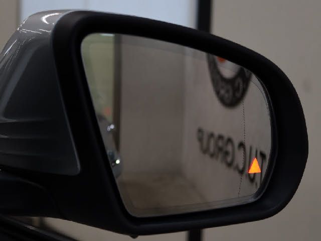 MERCEDES BENZ C CLAS 2016 Image 31