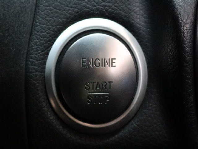 MERCEDES BENZ C CLAS 2016 Image 31