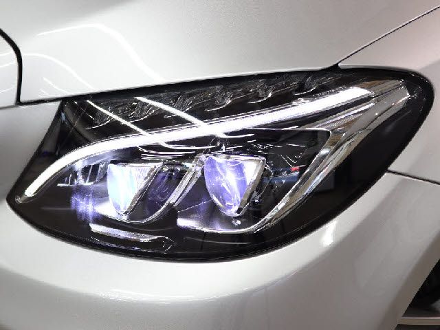 MERCEDES BENZ C CLAS 2016 Image 31