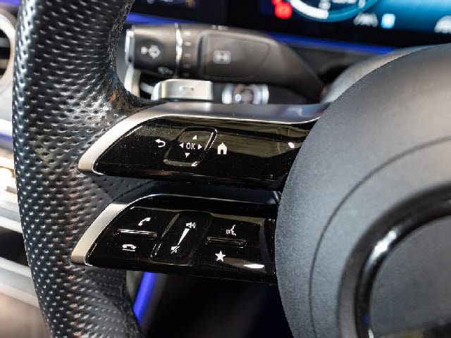 MERCEDES BENZ E CLAS 2022 Image 31