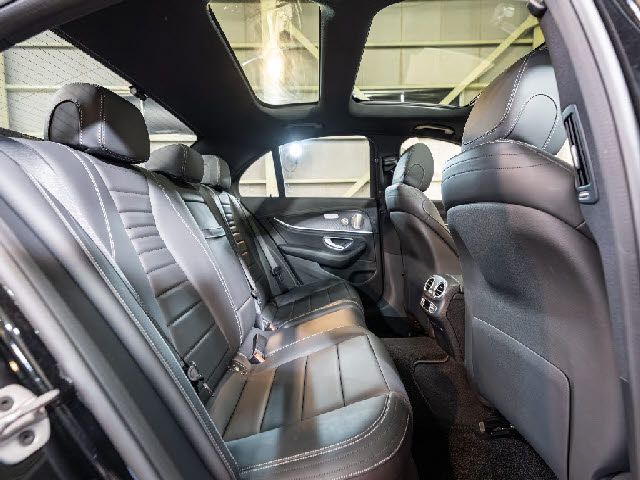 MERCEDES BENZ E CLAS 2022 Image 31